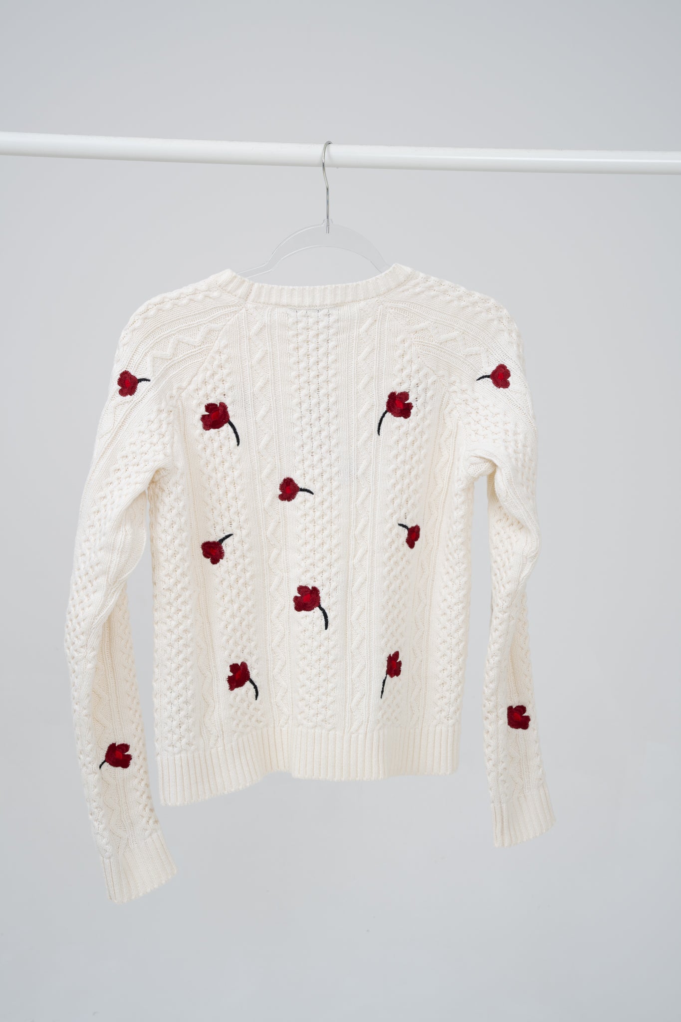 Knitted Pullover Jumper With Embroidery Poppies, size M