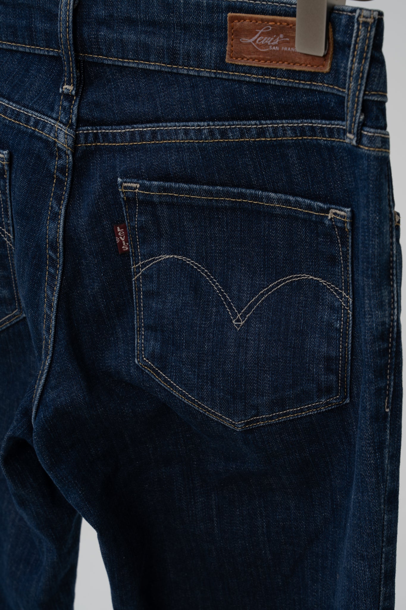 Levis Jeans, size W27 L29