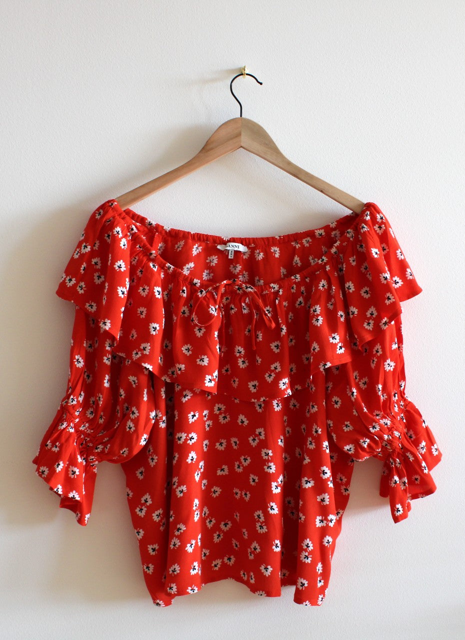 Flower print top with open shoulders, Size M